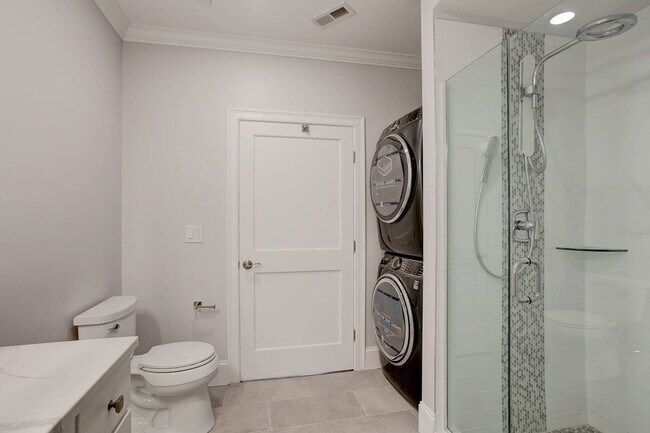 Building Photo - 519 Broadway