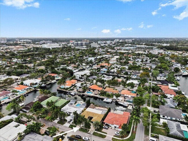 Building Photo - 12930 Oleander Rd