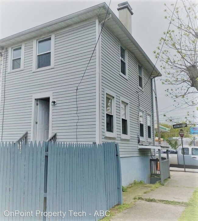 2 br, 1 bath House 4101 Morrison Court 4101 Morrison Ct Baltimore