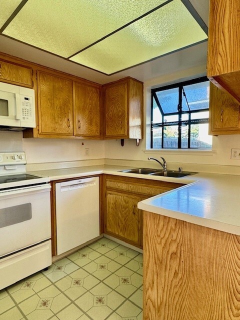 Building Photo - 35 Miramonte Dr