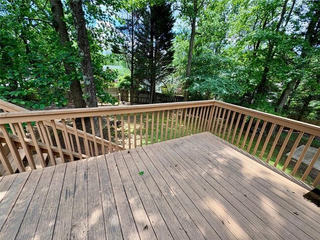Building Photo - 3202 Oaktree Ct NW