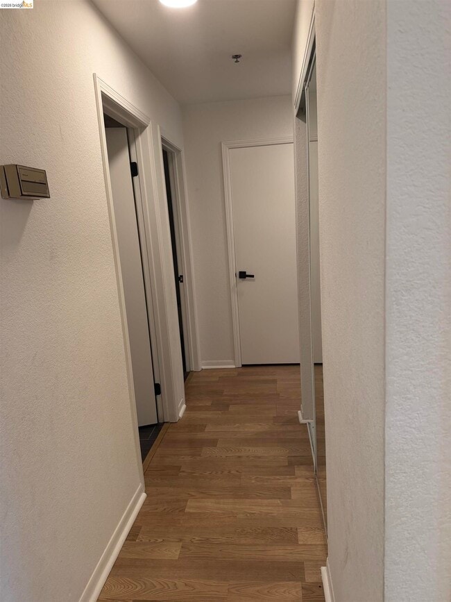 Building Photo - 535 Pierce St