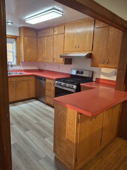 Building Photo - 1132 Sutter St