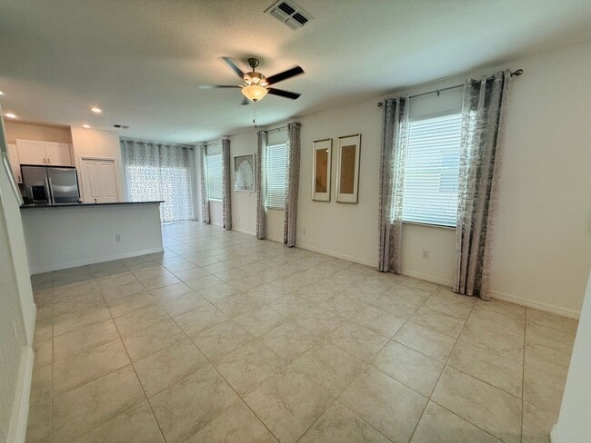 Building Photo - MOVE IN SPECIAL - Townhouse in Land O' Lakes - The Townes at Lake Thomas