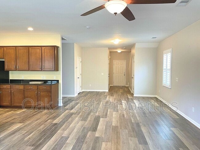 Building Photo - 4830 Hawkins Dr