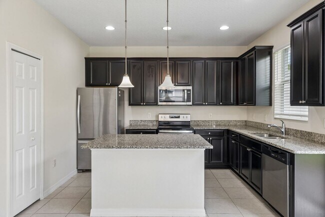 Building Photo - 2541 Sedge Grass Wy