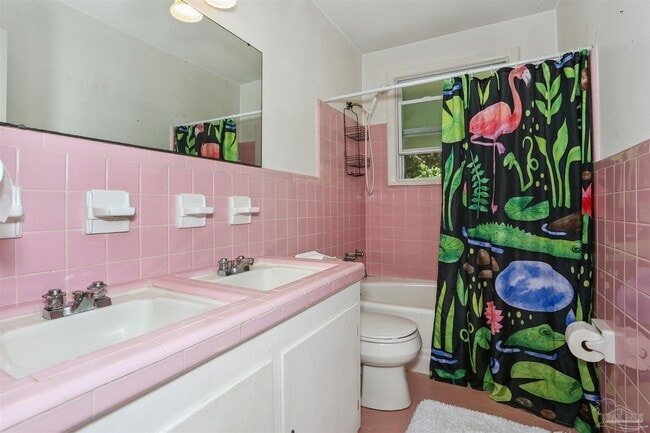 Building Photo - 6222 Maybelle Dr