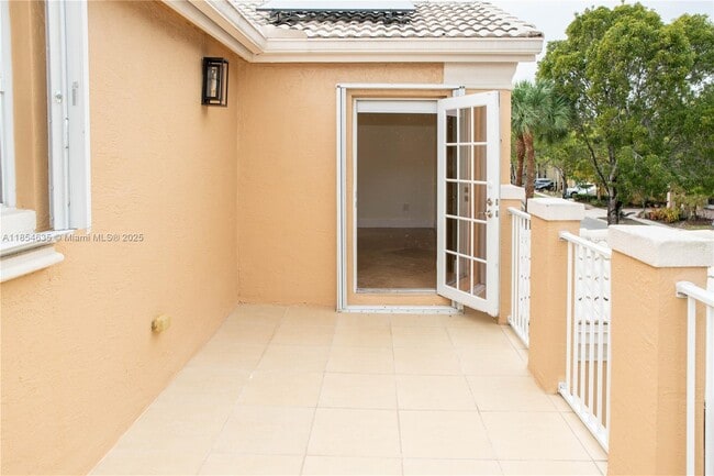 Building Photo - 5241 SW 155th Ave