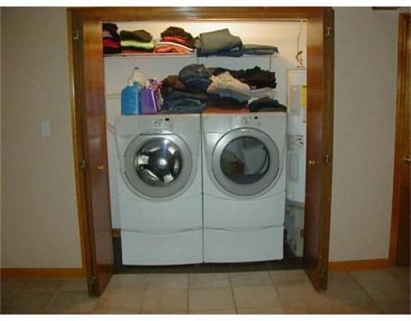 Building Photo - 6 Glover Dr