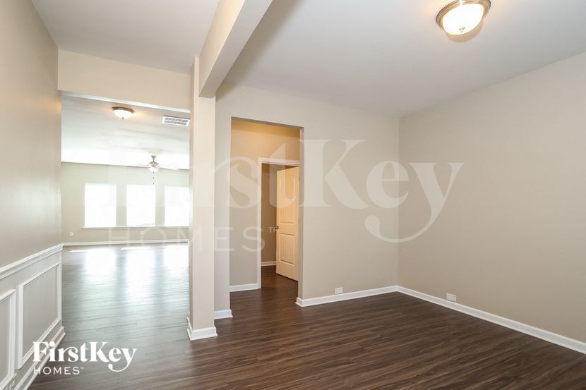 Building Photo - 153 Prominence Ct