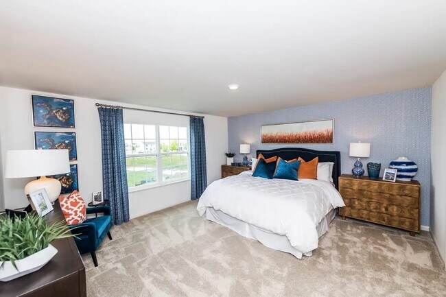 Building Photo - 2111 Tremont Ave