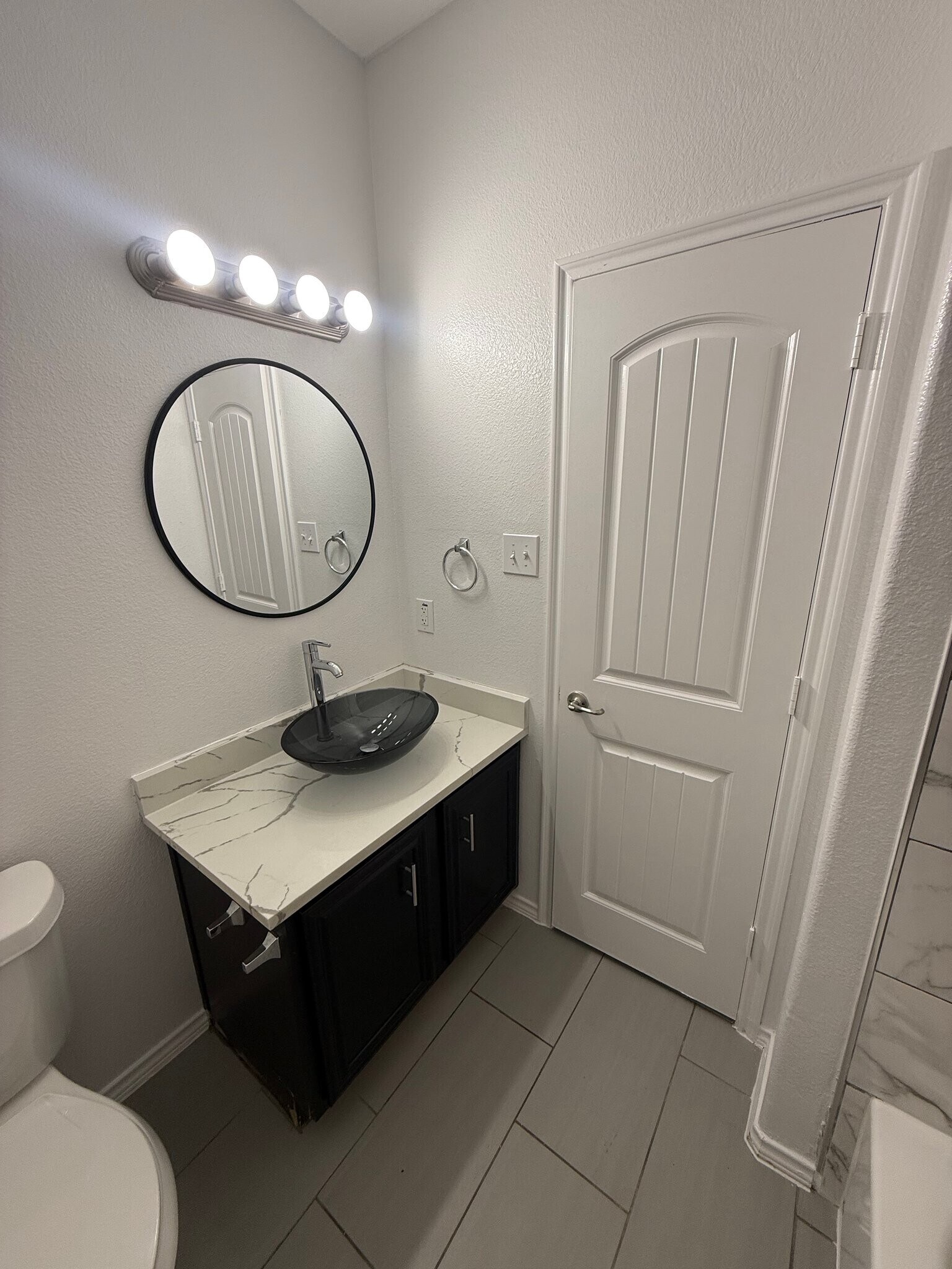 Building Photo - 2815 Briarbrook Dr