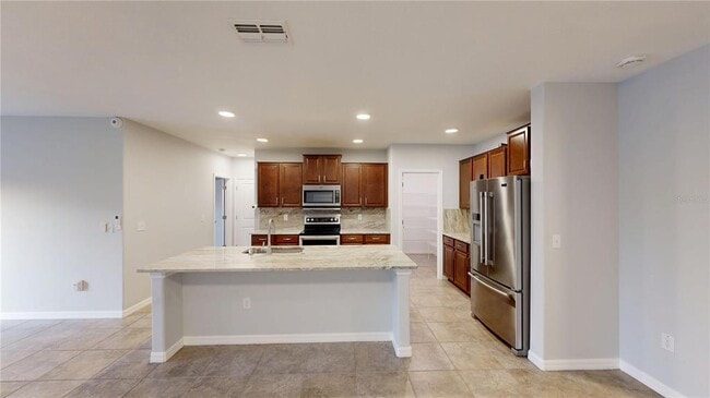 Building Photo - 17034 Yellow Pine St