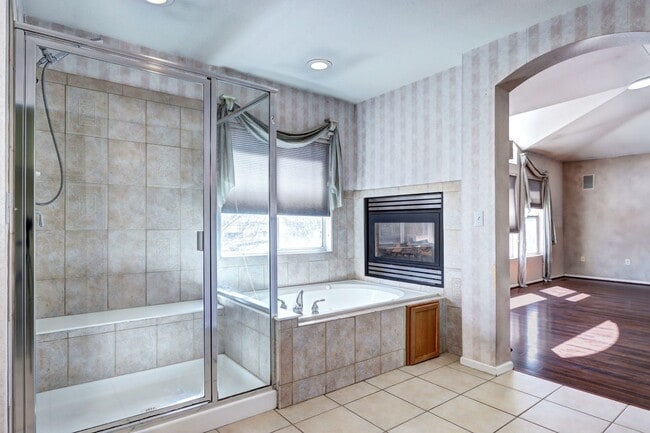 Building Photo - Beautiful 2-story Home in Dunes Park Henderson, CO!