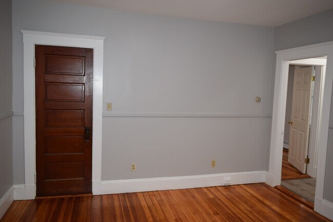 Building Photo - 12 Arthur Ave