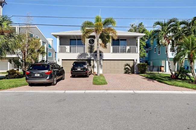 Building Photo - 2509 Bay Blvd