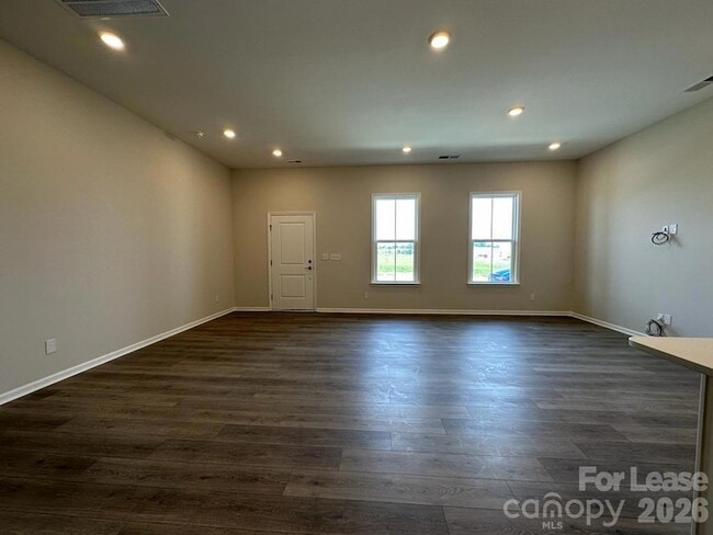 Building Photo - 9233 Harwen Ln