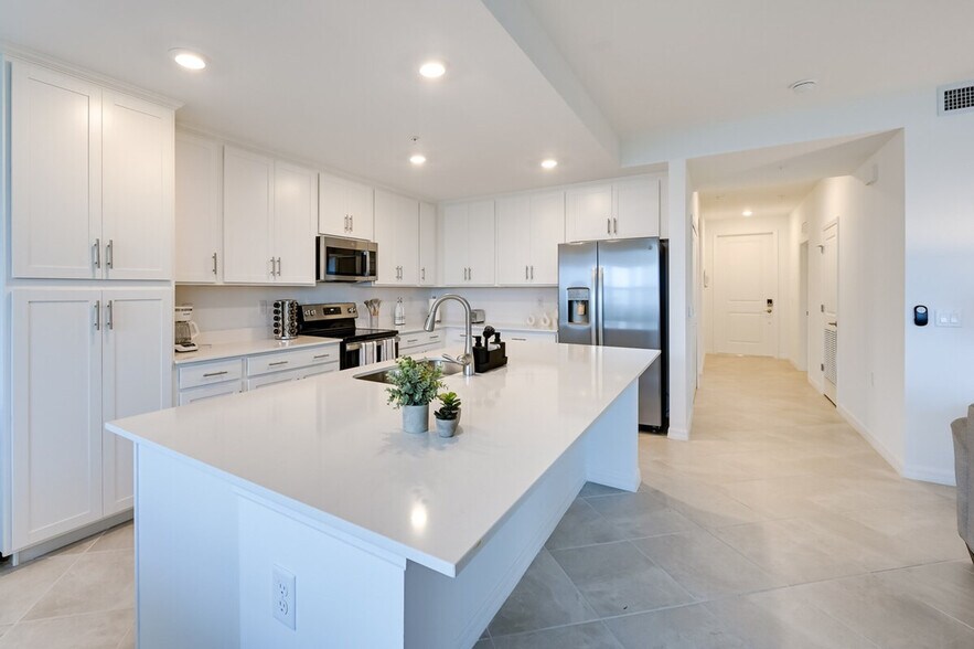 Building Photo - 5709 Melbourne Ct