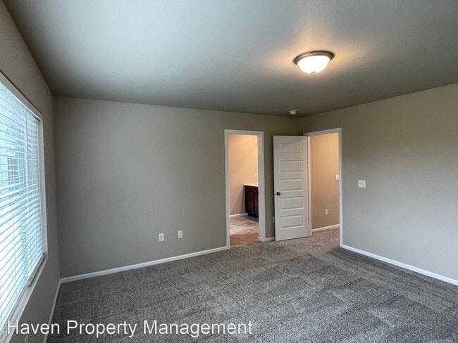 Building Photo - 4 br, 3 bath House - 1527 29th ST NW