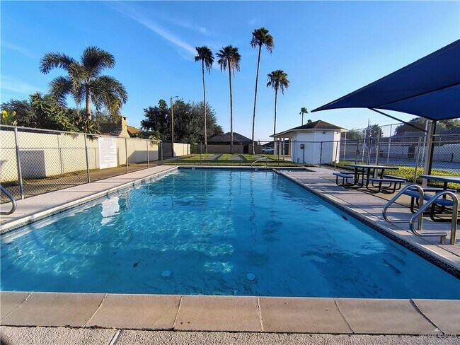Building Photo - 3511 Datepalm Ave