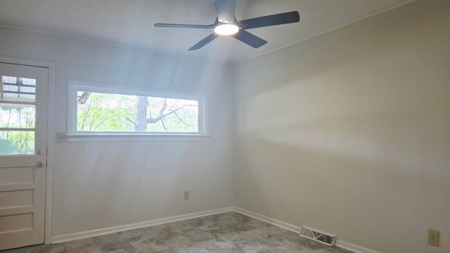 Building Photo - 67 Joyner Ave