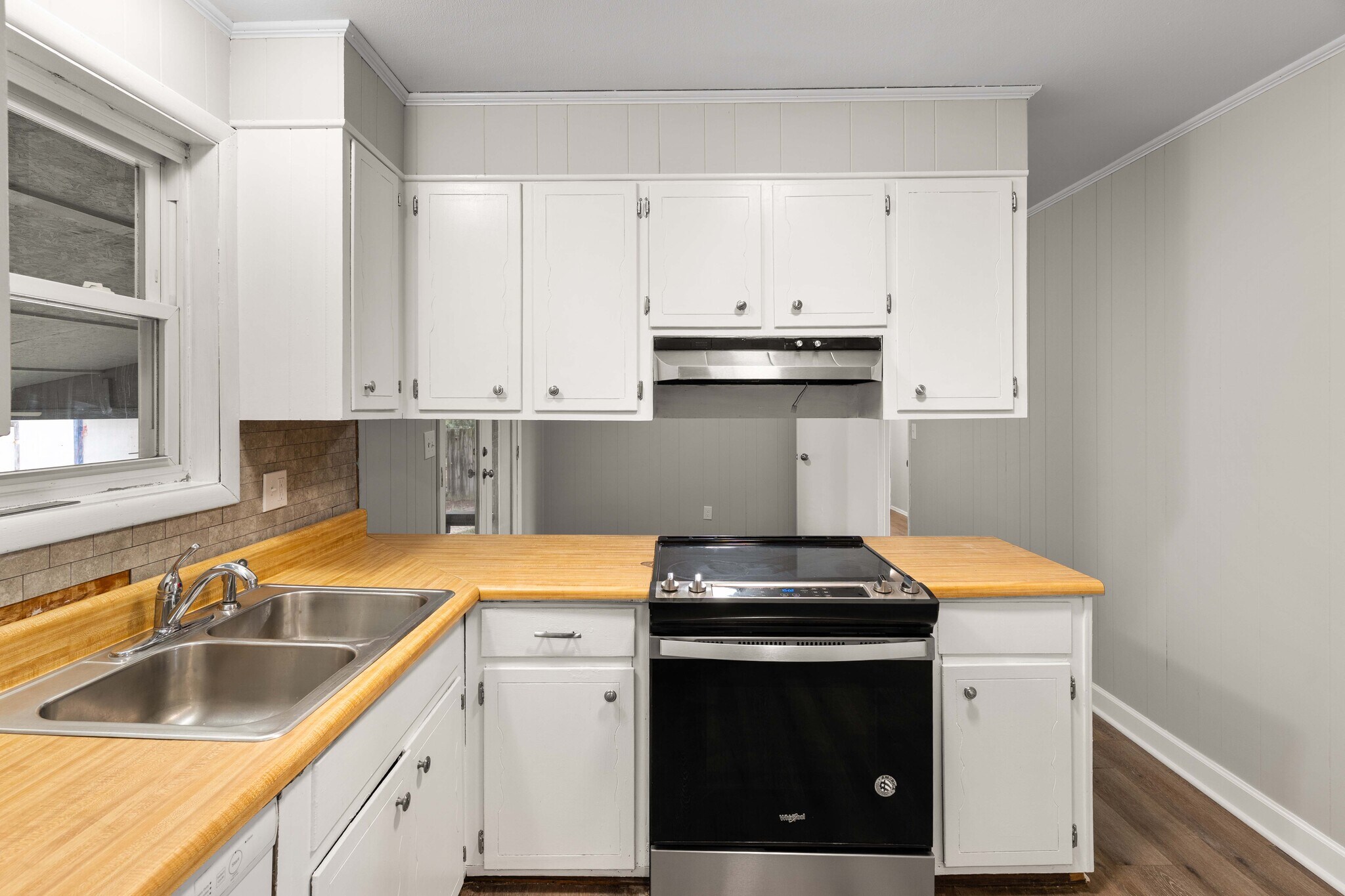 Kitchen - 3312 Blanchard Rd