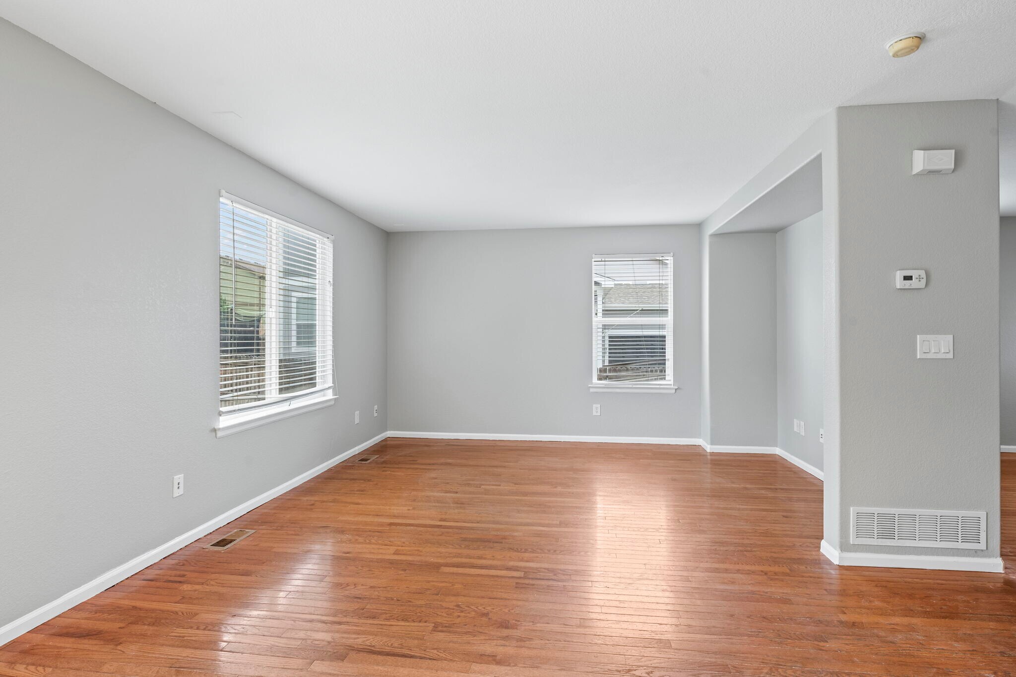 Building Photo - 637 N 48th Ave