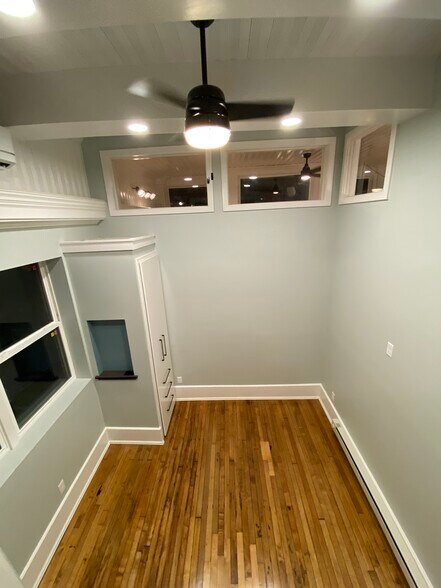Looking At bedroom From Loft - 1728 N Franklin Pl