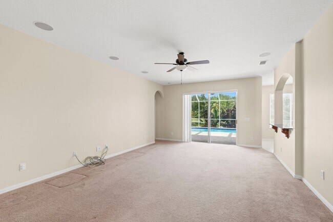 Building Photo - 11303 Village Brook Dr