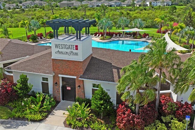 Building Photo - 5675 Chorleywood Ln