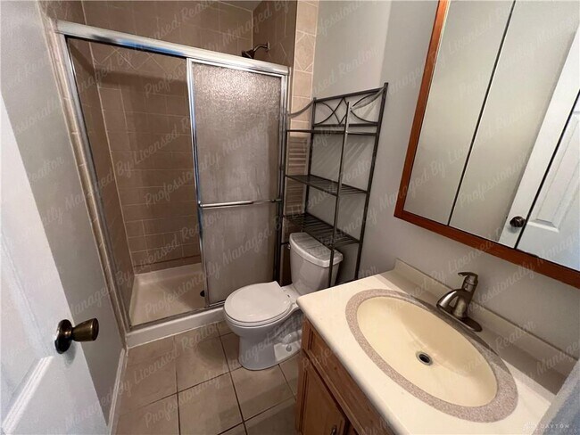 Building Photo - 170 Pinecone Ln