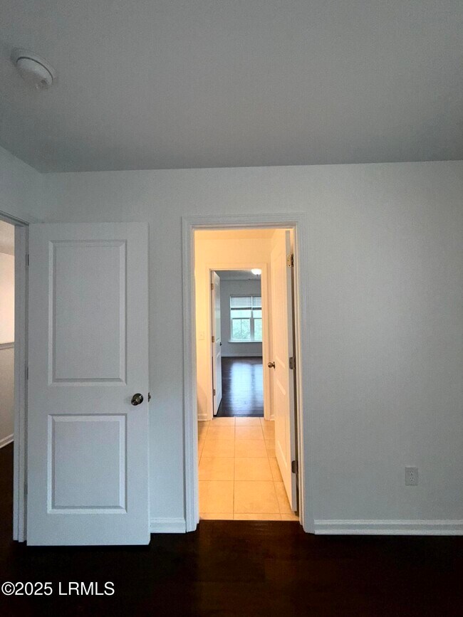 Building Photo - 17 Riversbridge Ct