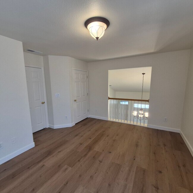 Building Photo - 5317 Buckwood Way