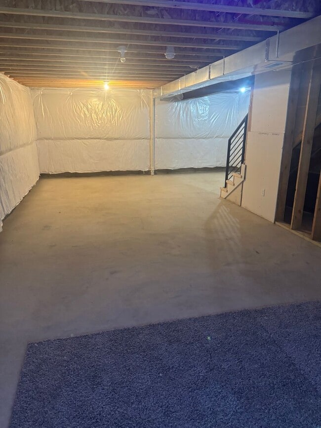 Building Photo - New 4 Bedroom | 2.5 Bath | Scenic Views | ...