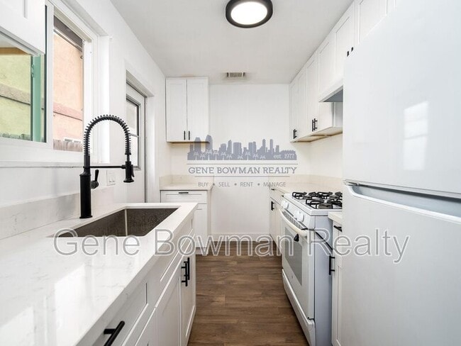 Building Photo - 106 Madison Ave