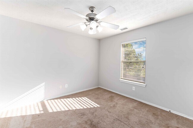 Building Photo - 19914 Shore Meadows Ln