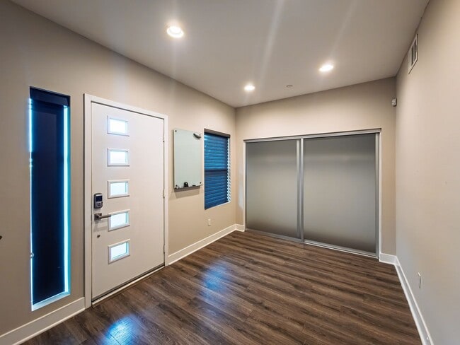 Building Photo - Modern Luxury Condo with Panoramic Views | 3-Story Condo + Private Rooftop Deck