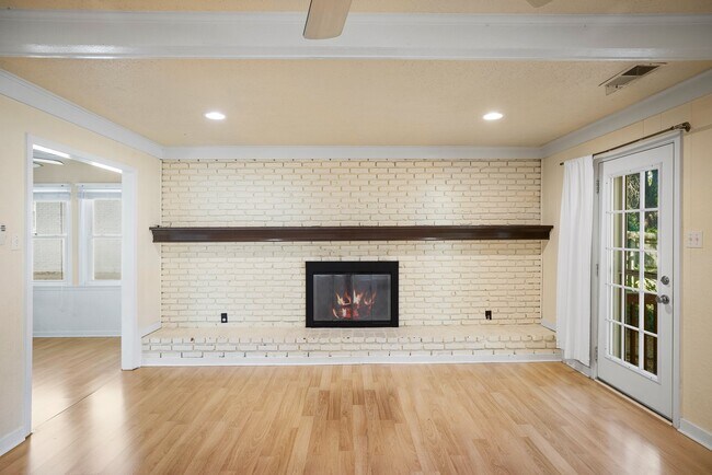 Building Photo - 8044 Neshoba Rd