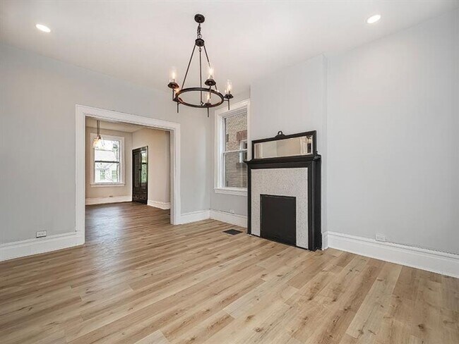 Building Photo - Stately Luxury Living in Schenley Heights ...