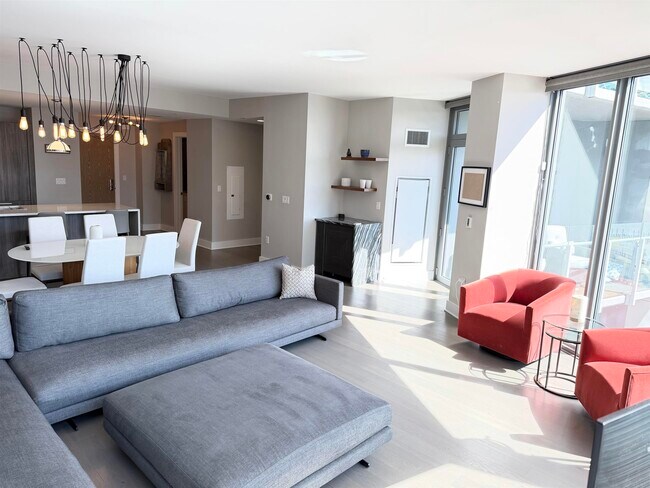 Building Photo - 9 Ave at Port Imperial