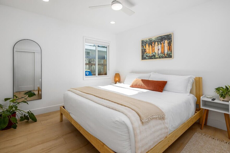 Building Photo - 3725 Jefferson St