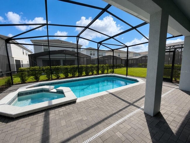 Building Photo - 7360 Oakmoss Loop