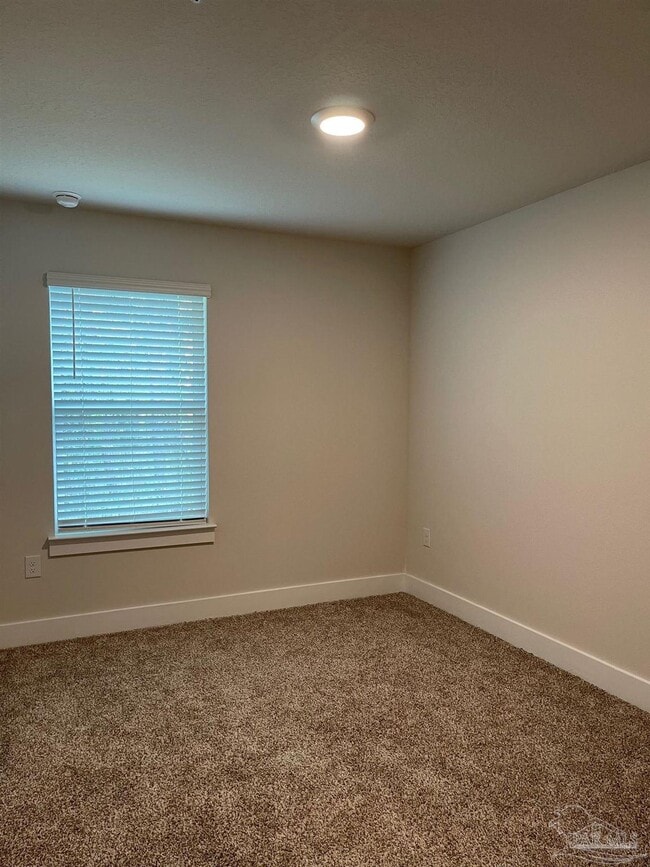 Building Photo - 1650 Iroquois Ct