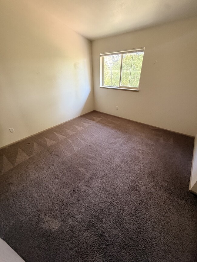 Building Photo - 6312 Barstow Ln SE