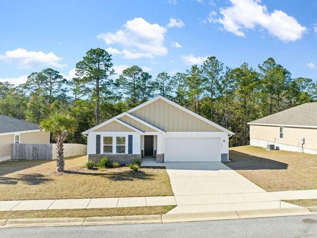 Building Photo - 462 Whispering Creek Ave
