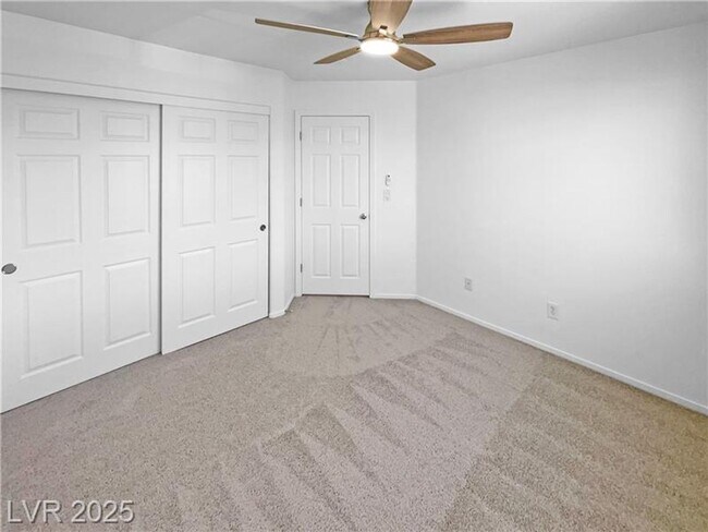 Building Photo - Gorgeous 3 bedoom home for rent