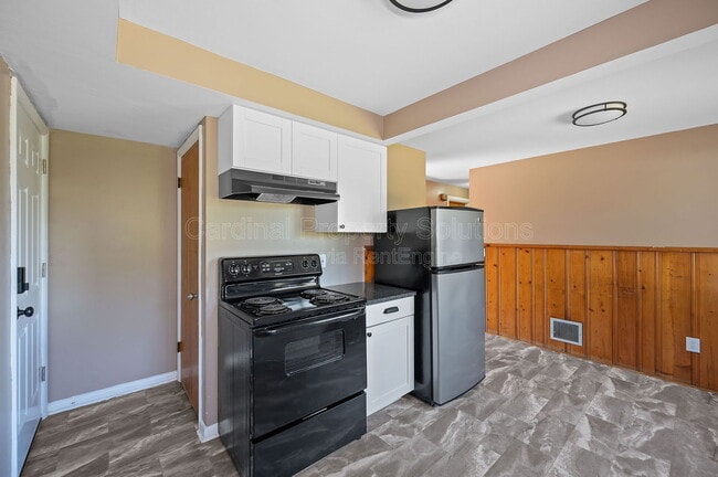 Building Photo - 4057 Lee Ct