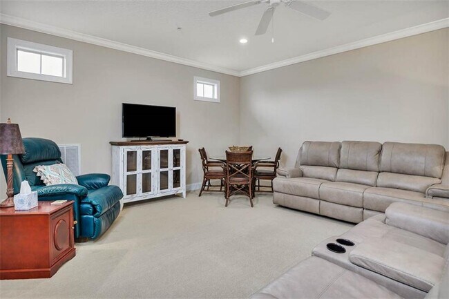 Building Photo - 1804 Mariners Cir