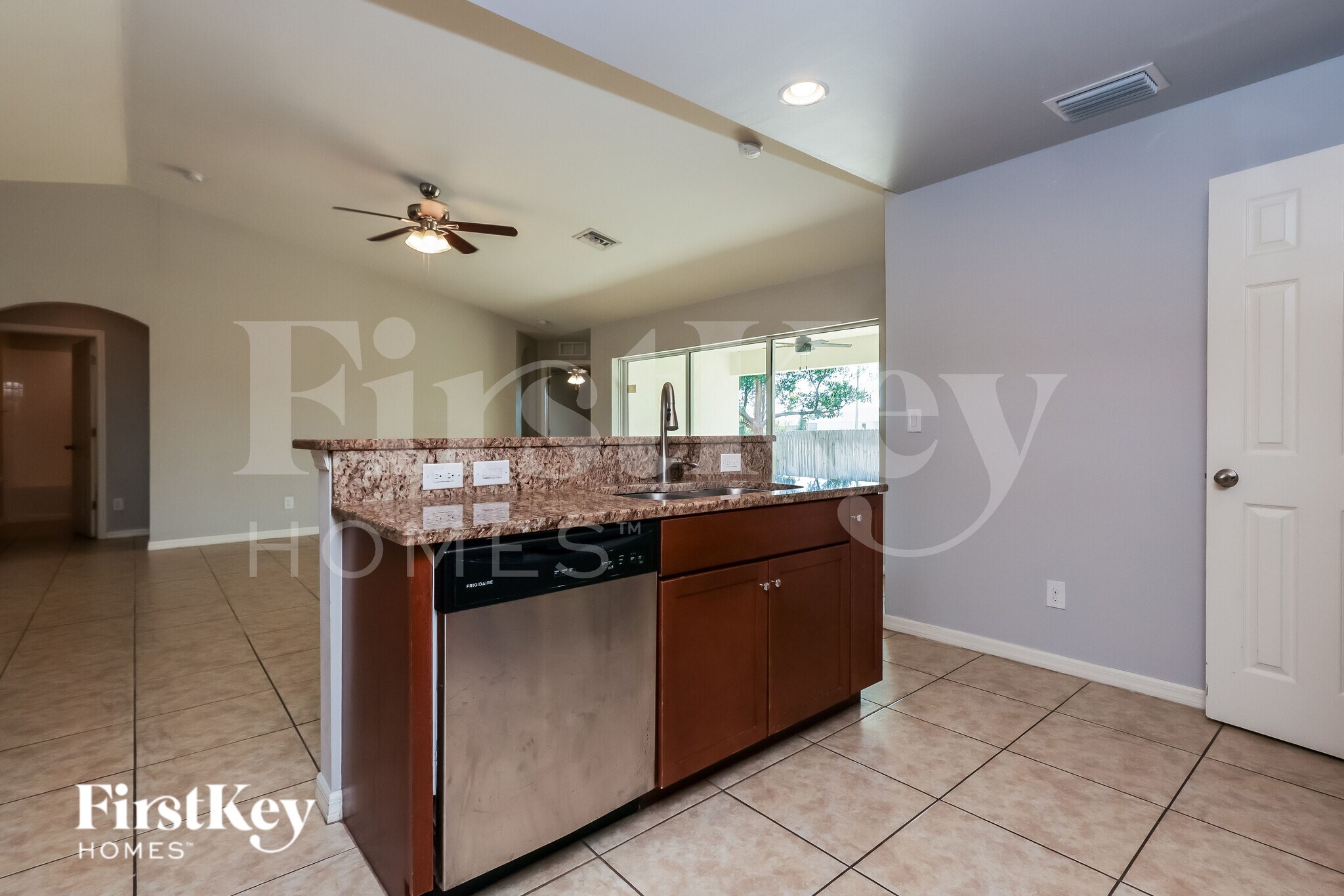 Building Photo - 1922 NW 20th Terrace