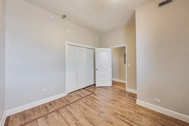 Building Photo - 4628 S Evans Ave